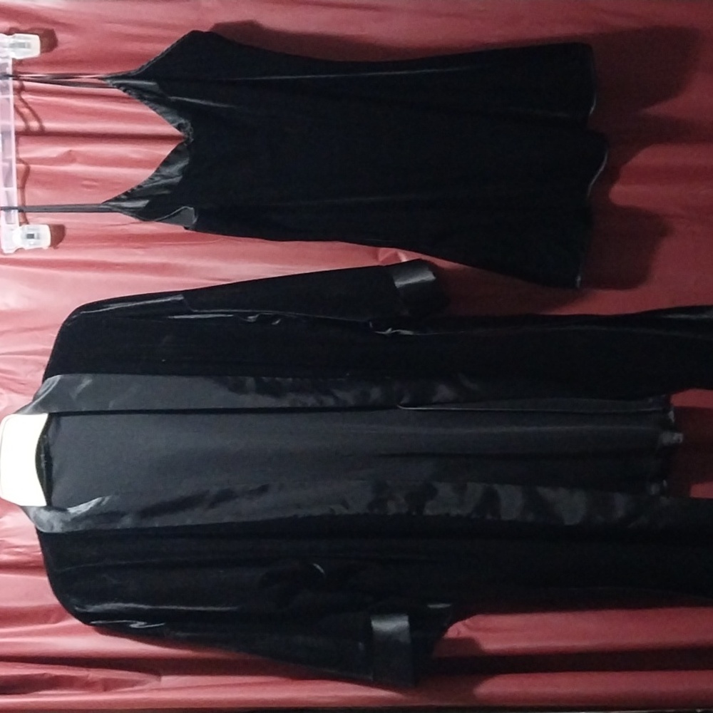 Gown w/robe